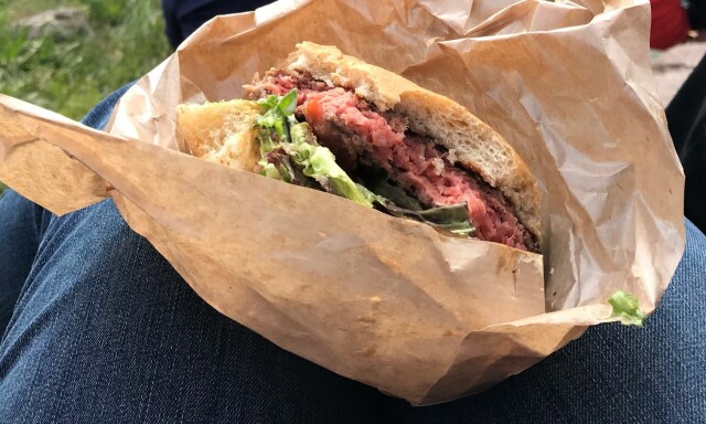 Professor advarer mot hamburger-tabben mange gjør: - Kan bli dødelig